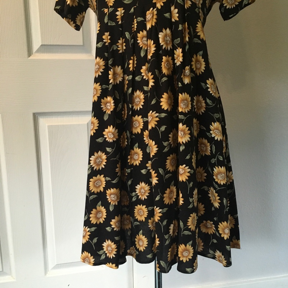 Vintage MsChoice California Sunflower Print Black Floral Mini Dress - Picture 6 of 15
